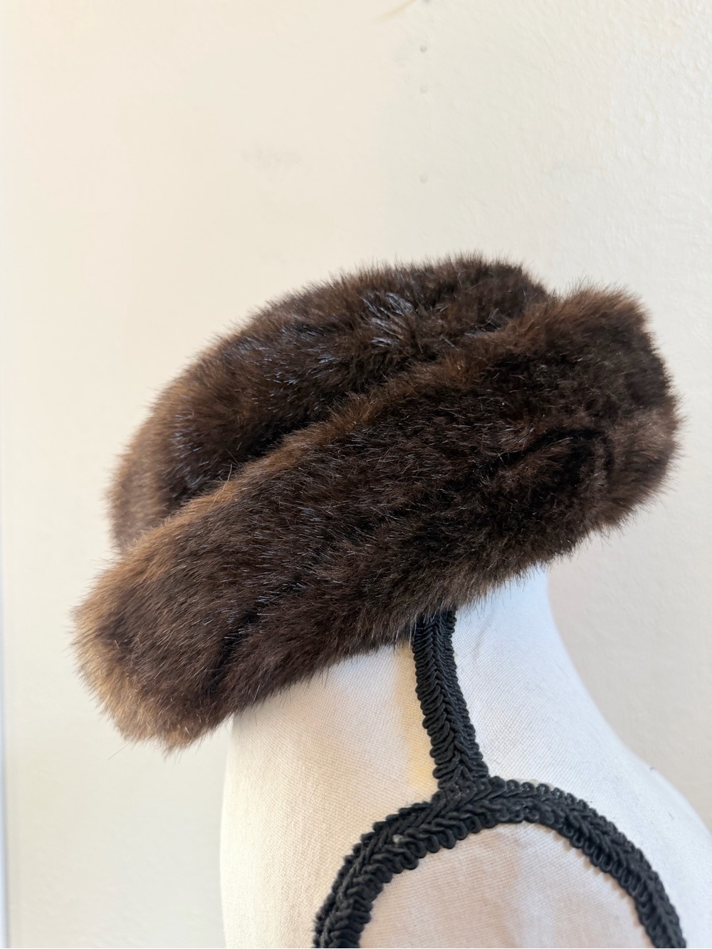 Vintage Ben Berger faux fur brown hat - Picture 3 of 6